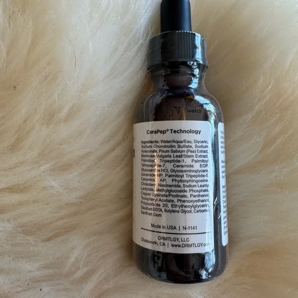 DRMTLGY Needle-less Serum - Renew - Black and Brown - Picture 3 of 5